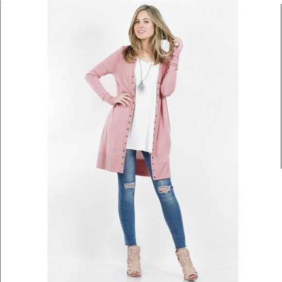 LAST ONE: Stunning women’s pink long sleeved snap button up cardigan - Picture 2 of 2